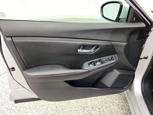 Used 2020 Nissan Sentra SV FWD image 10