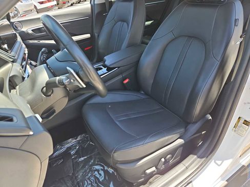 Certified 2023 Hyundai Sonata Limited FWD image 15
