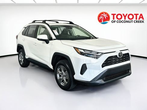 Certified 2025 Toyota RAV4 XLE AWD/4WD image 1