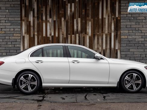 Used 2019 Mercedes-Benz E 300 4MATIC w/ Premium 1 Package image 7