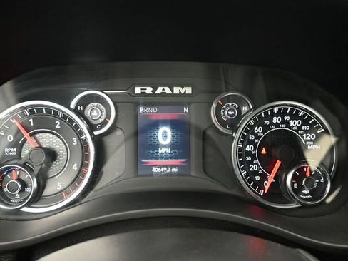 Used 2024 RAM 3500 Big Horn AWD/4WD image 5