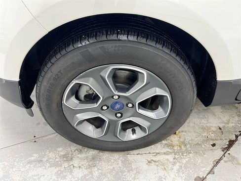 Used 2020 Ford EcoSport S image 24