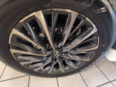 New 2026 INFINITI QX80 Autograph AWD/4WD image 31