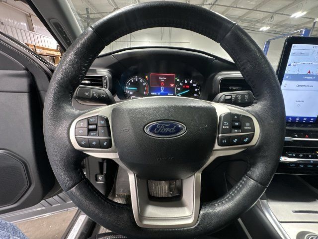 Used 2024 Ford Explorer Limited w/ Limited Technology Package AWD/4WD image 15
