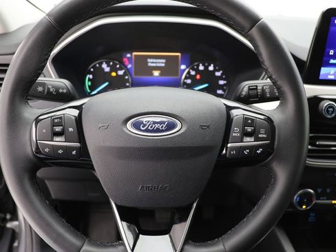 Used 2022 Ford Escape SE w/ Convenience Package image 16