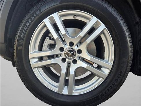 Used 2020 Mercedes-Benz GLB 250 image 30