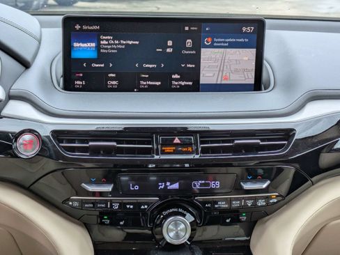Used 2024 Acura MDX FWD w/ Technology Package image 19