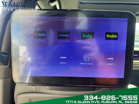 Used 2025 Cadillac Escalade Premium Luxury image 30