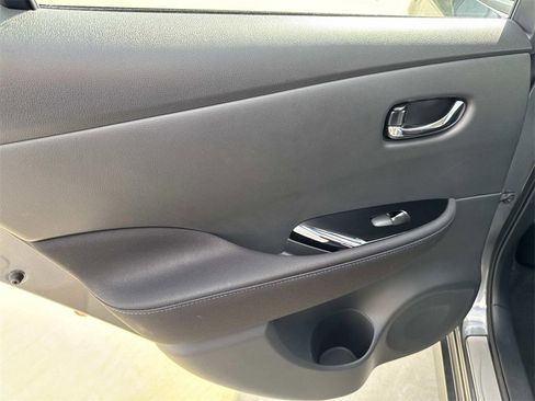 Used 2024 Nissan Leaf SV Plus image 10