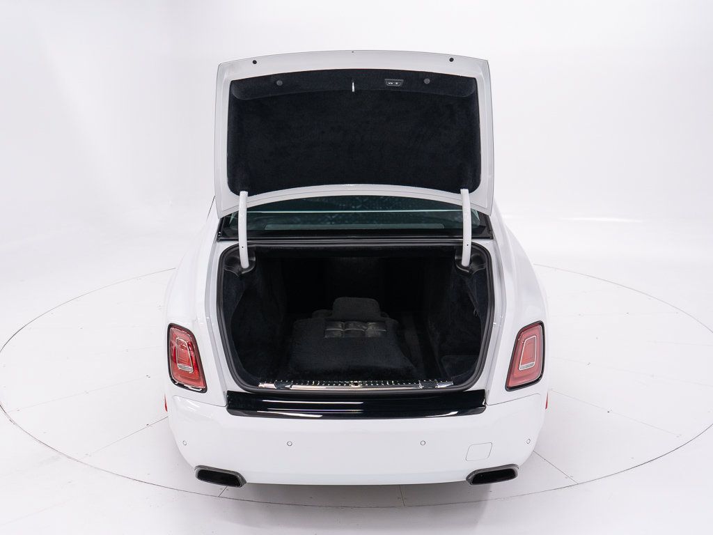 Certified 2023 Rolls-Royce Phantom Sedan RWD image 53