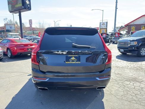 Used 2016 Volvo XC90 T6 Inscription w/ Vision Package image 7