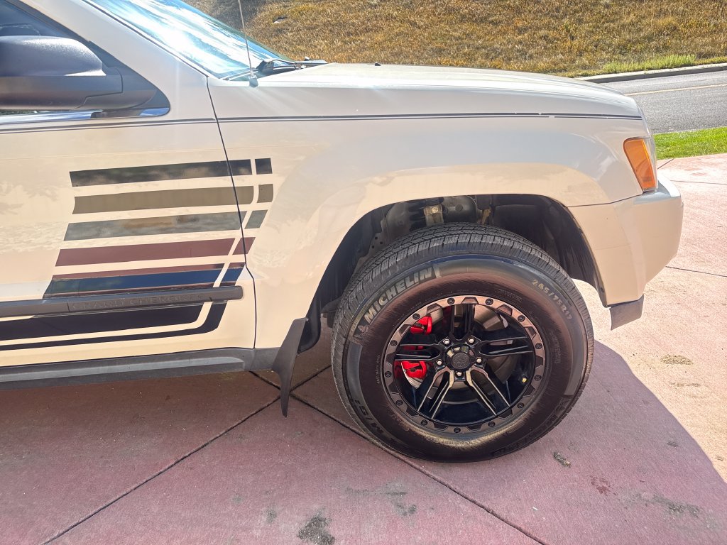 Used 2005 Jeep Grand Cherokee Limited AWD/4WD image 31