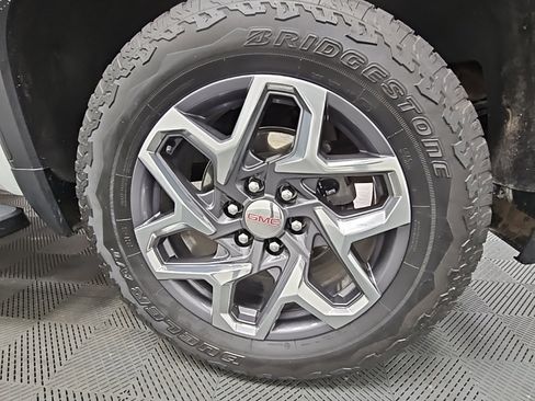 Used 2023 GMC Sierra 1500 SLT w/ SLT Premium Package image 45