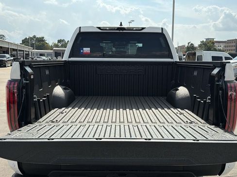New 2026 Toyota Tundra Limited AWD/4WD image 7
