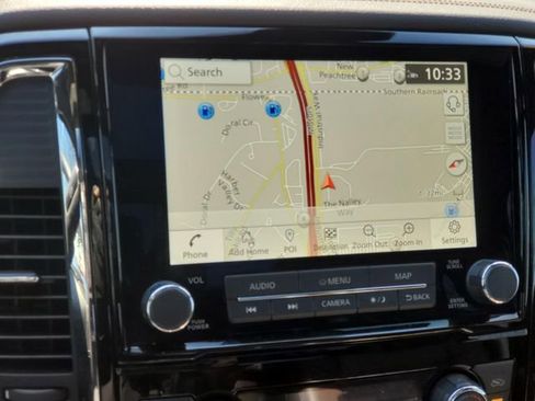 Used 2024 Nissan Titan Platinum Reserve w/ Moonroof Package image 27