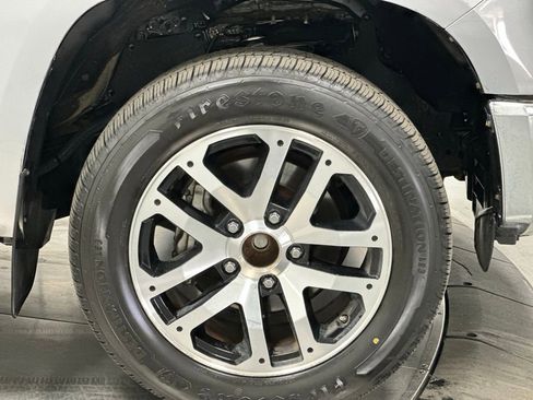 Used 2017 Toyota Tundra SR5 w/ SR5 Upgrade Package image 28