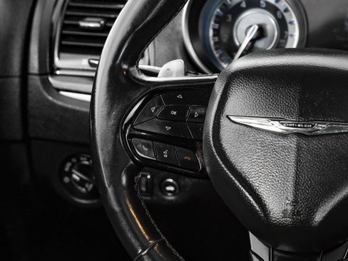 Used 2022 Chrysler 300 S image 14