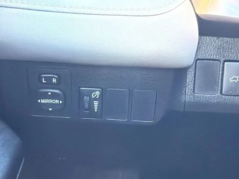 Used 2016 Toyota RAV4 XLE image 15