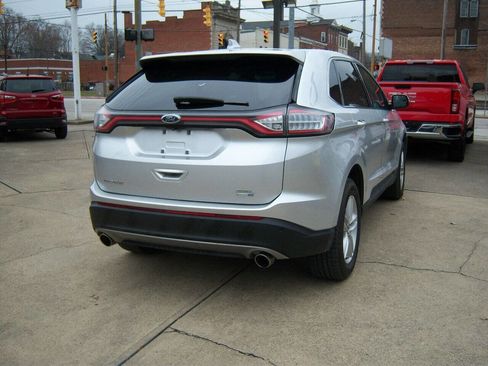 Used 2017 Ford Edge SEL image 3