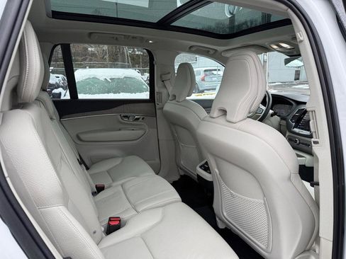 Certified 2023 Volvo XC90 B5 Plus w/ Protection Package Premier image 11