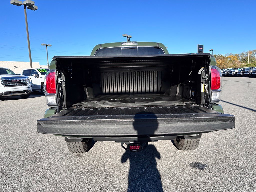 Used 2022 Toyota Tacoma TRD Sport AWD/4WD image 41