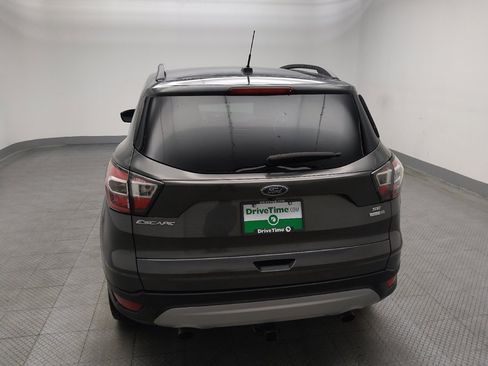 Used 2017 Ford Escape SE w/ Equipment Group 201A AWD/4WD image 6