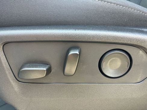 Used 2025 Chevrolet Silverado 1500 Custom w/ LPO, Dark Essentials Package image 10