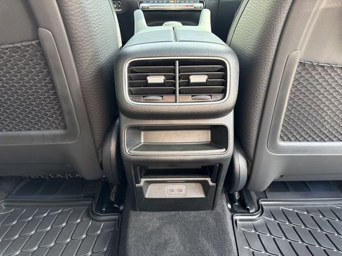 New 2025 Mercedes-Benz GLE 350 4MATIC image 23