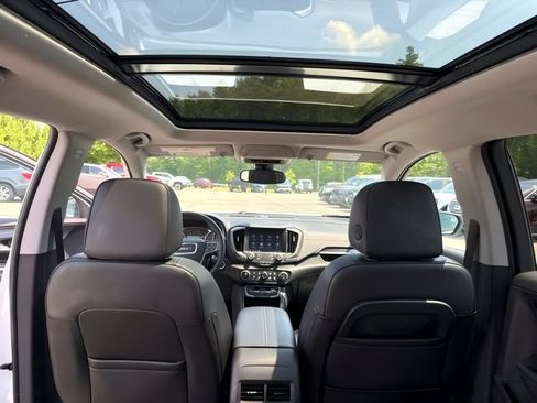 Used 2024 GMC Terrain AT4 AWD/4WD image 24