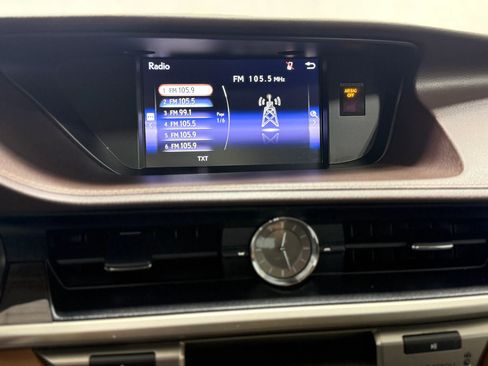 Used 2018 Lexus ES 350 ES 350 Sedan 4D image 18