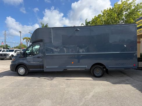 Used 2021 Ford Transit 350 178 DRW RWD image 1