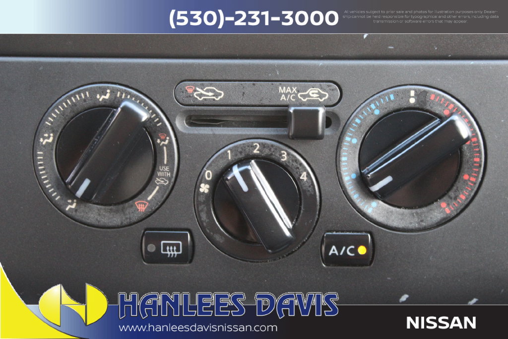 Used 2009 Nissan Versa 1.8 S w/ PWR Pkg FWD image 22