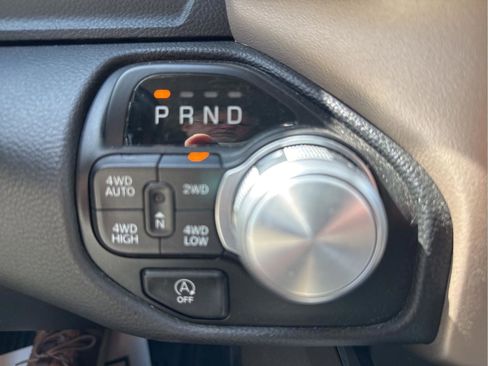 Certified 2022 RAM 1500 Laramie w/ Trailer Tow Group AWD/4WD image 15