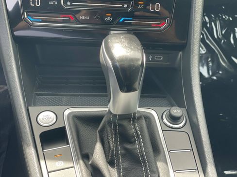 New 2026 Volkswagen Jetta SEL FWD image 16