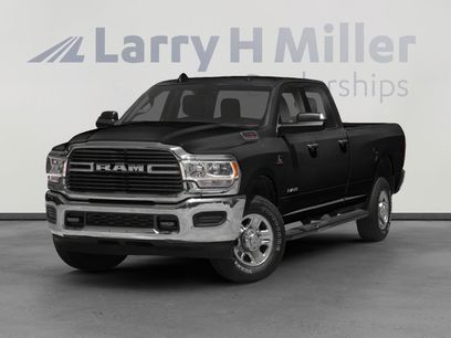 Used 2019 RAM 2500 Big Horn w/ Black Appearance Package