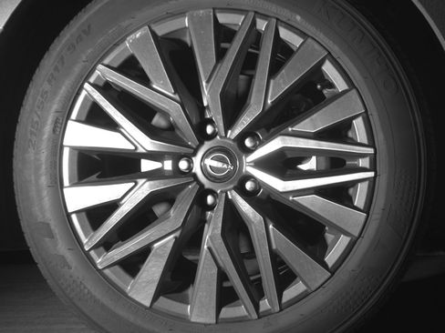 Used 2025 Nissan Altima 2.5 SV image 13