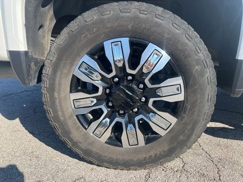 Used 2024 GMC Sierra 2500 Denali w/ Denali Reserve Package image 19