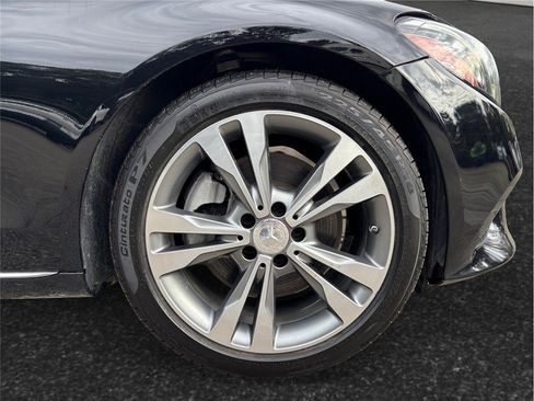 Used 2019 Mercedes-Benz C 300 Sedan image 12