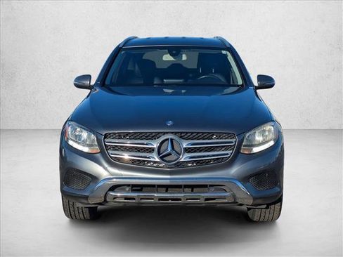Used 2016 Mercedes-Benz GLC 300 image 2