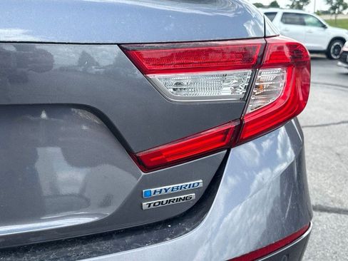 Used 2021 Honda Accord Touring image 5
