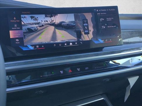 New 2025 BMW 760i xDrive AWD/4WD image 13