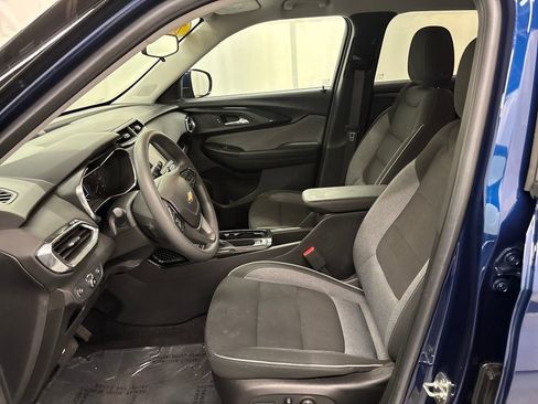 Used 2023 Chevrolet TrailBlazer LT image 9