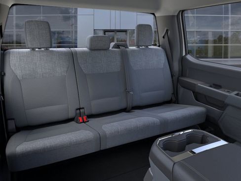 New 2026 Ford F250 XLT w/ FX4 Off-Road Package AWD/4WD image 11