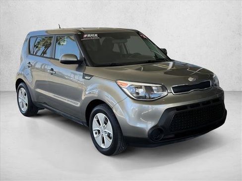 Used 2014 Kia Soul FWD image 5