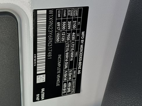 New 2024 Mercedes-Benz Sprinter 4500 image 19