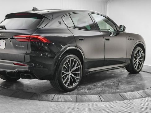 New 2026 Maserati Grecale Modena image 9