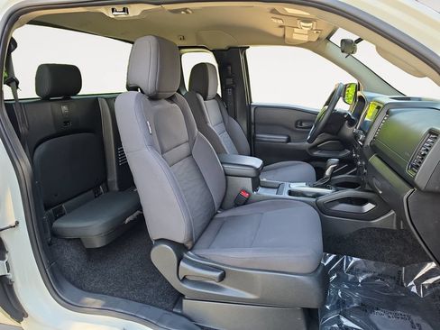 Used 2024 Nissan Frontier S w/ S Utility Package RWD image 15