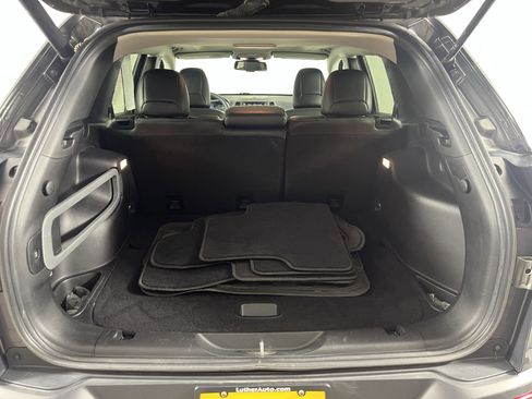 Used 2016 Jeep Cherokee Limited w/ Luxury Group image 27