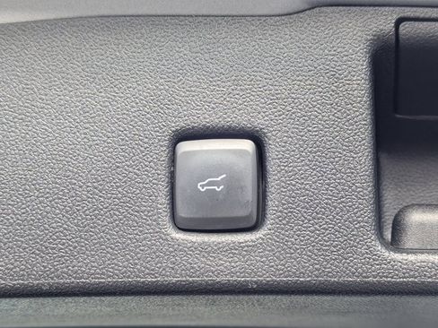 Used 2022 Ford Escape SEL image 33