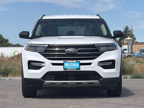 Certified 2022 Ford Explorer XLT w/ Equipment Group 202A AWD/4WD image 10